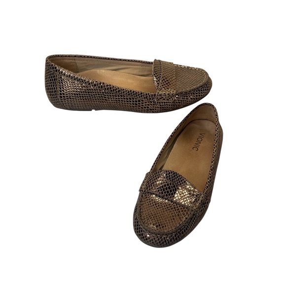 Vionic Chill Larrun Metallic Snake Print Flat Slip On Loafer Women’s Size 7 - Picture 1 of 11